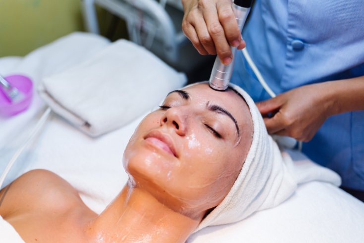 Benefits of Professional Microdermabrasion for Skin Health
